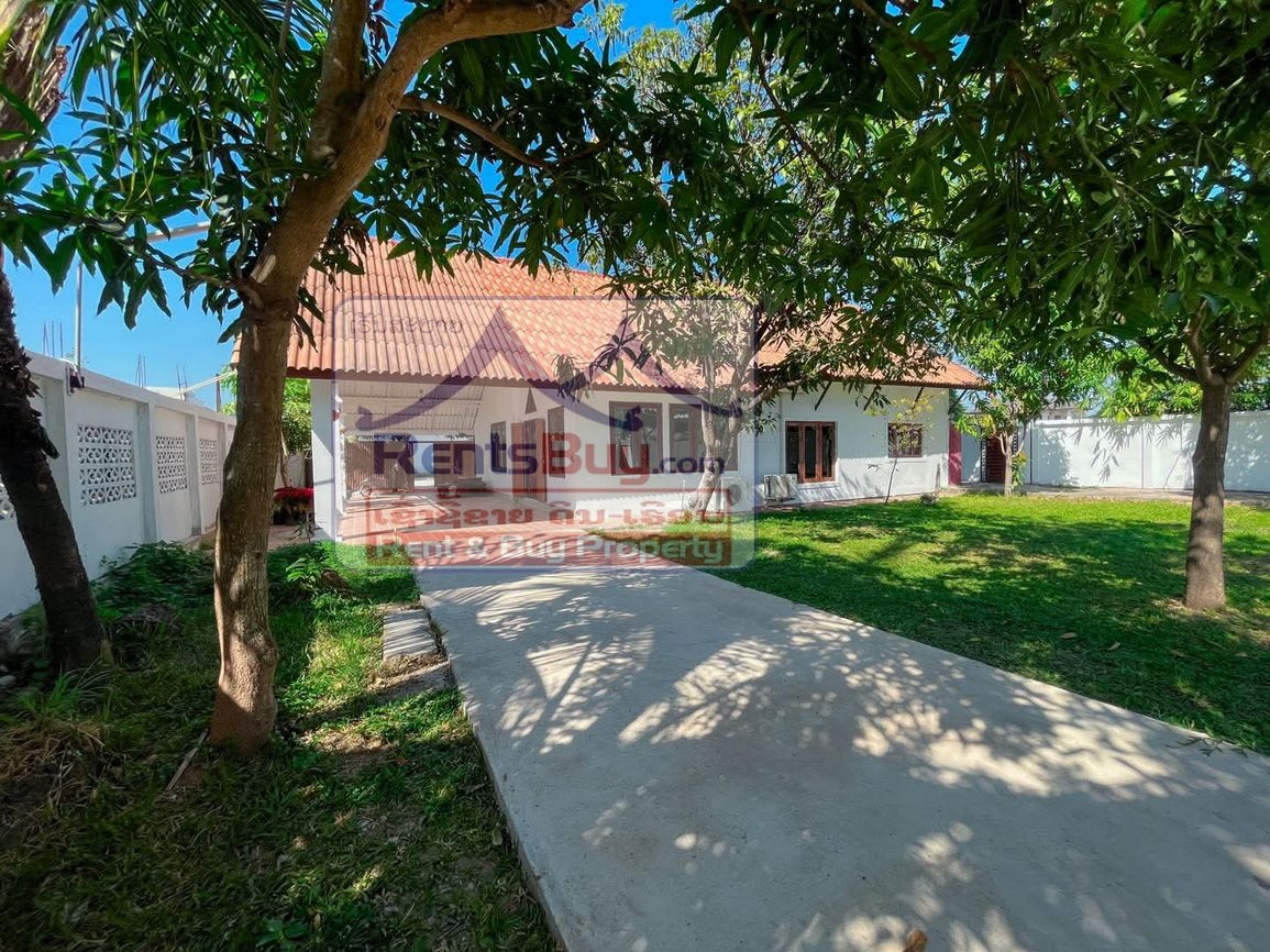 6792-Charming House for Rent in Sisattanak District, Vientiane Capital