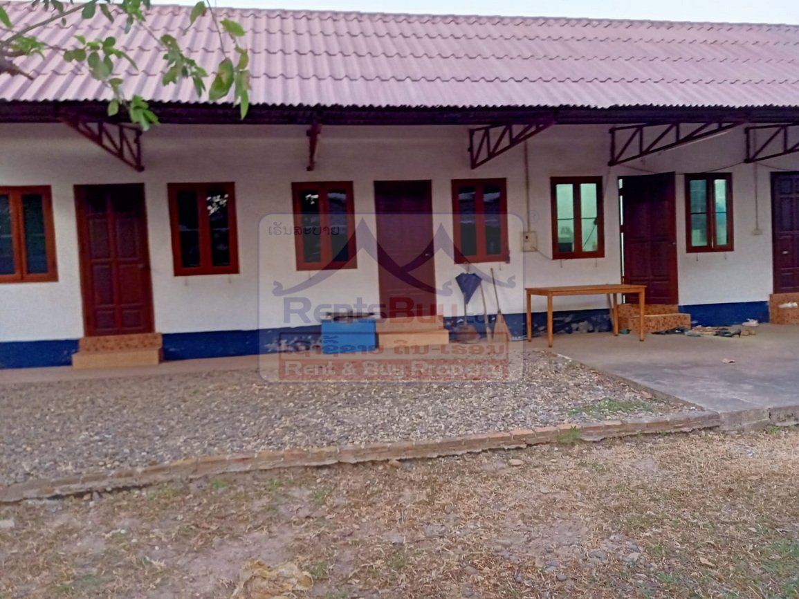 6776-Spacious Lao-Style Modern Compound Residence for Rent in Prime That Luang District, Vientiane