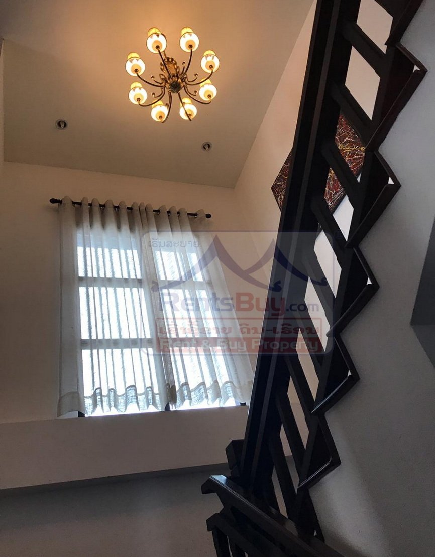 6766-Luxurious 4-Bedroom Family Home Near Patuxay Monument – Vientiane