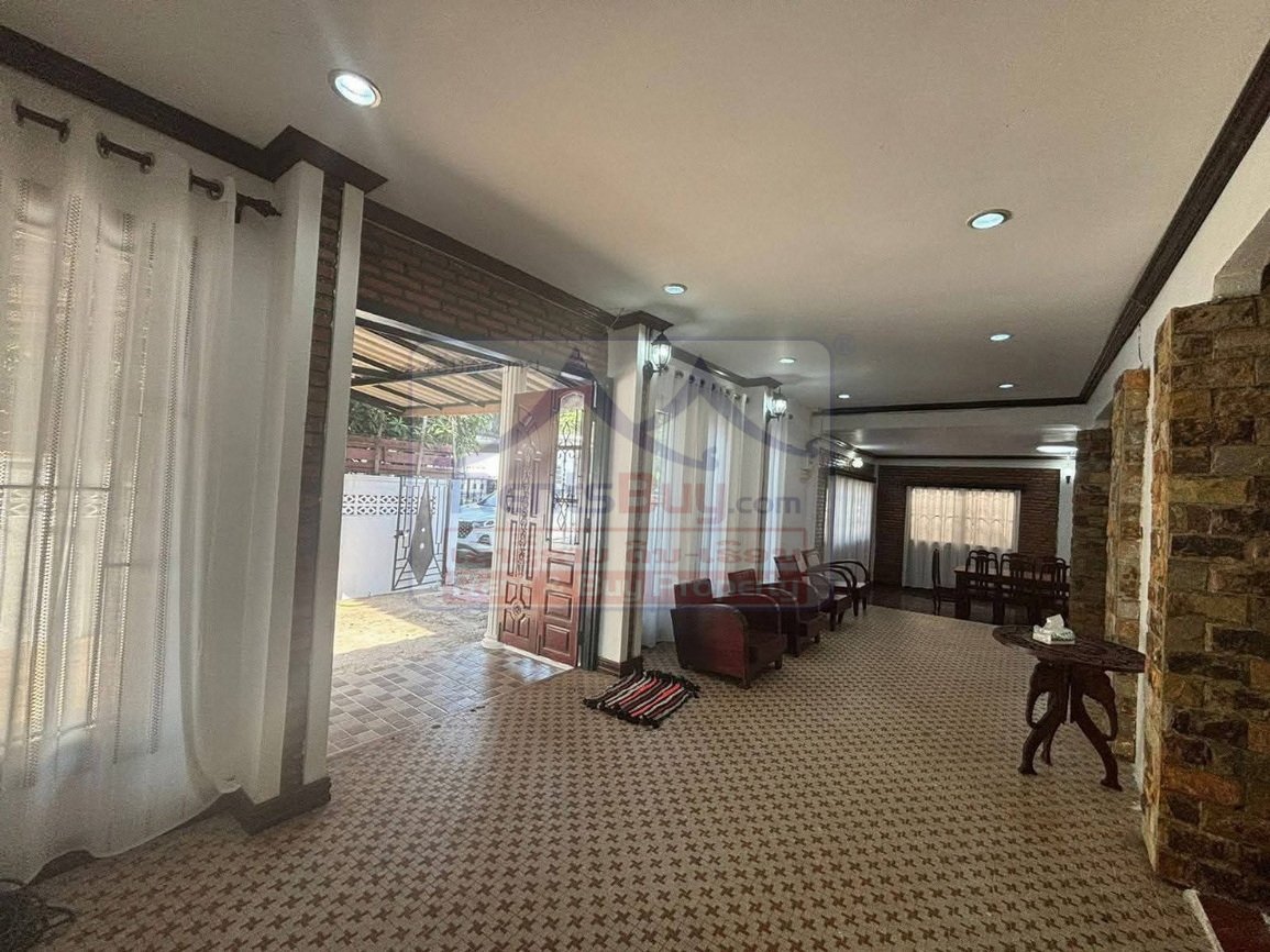 houseforrent13 6761-House for Rent near That Luang, Patuxay Area, Vientiane Capital