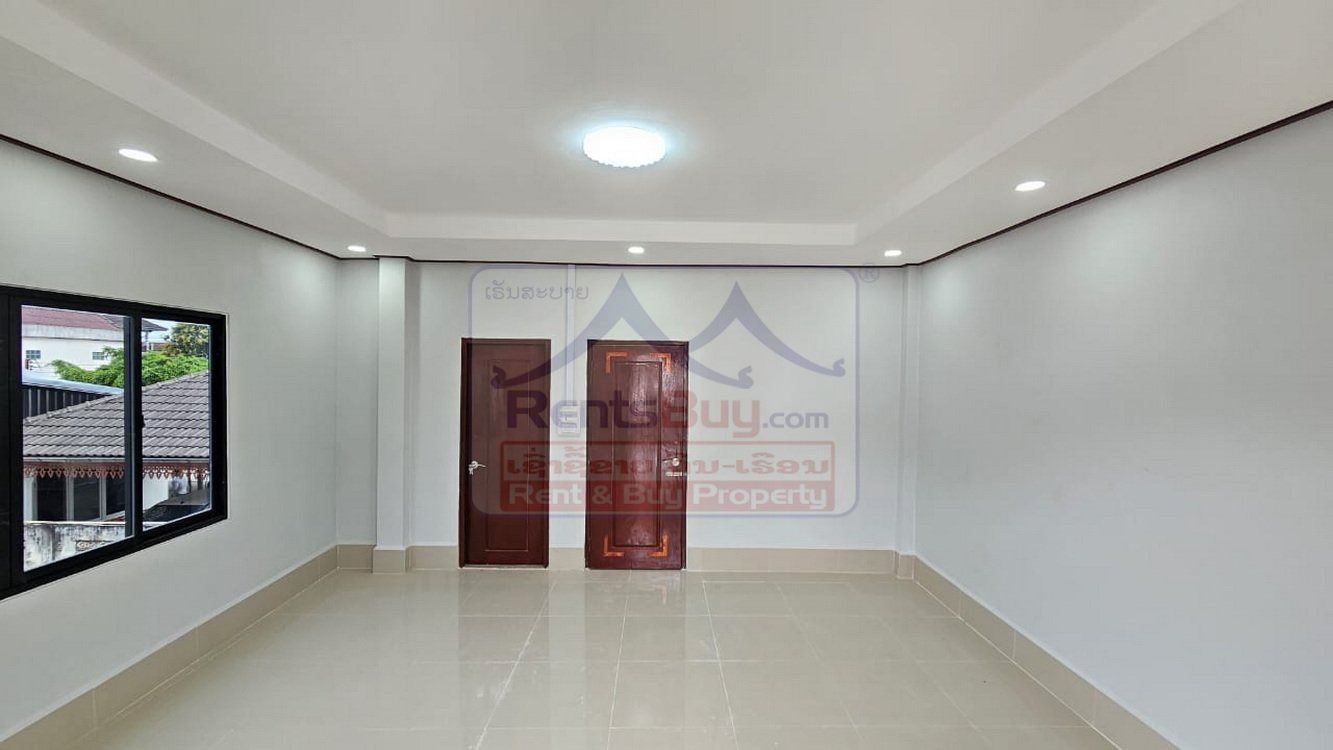 6763-Modern 3-Bedroom Half-Storey Home Near National Circus – Fully Furnished & Move-In Ready!