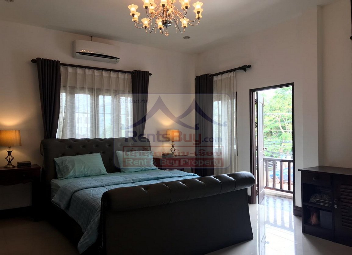 6766-Luxurious 4-Bedroom Family Home Near Patuxay Monument – Vientiane