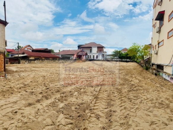 6788-Prime 1,400 sqm Vacant Land for Sale in Thatluang, Vientiane Capital