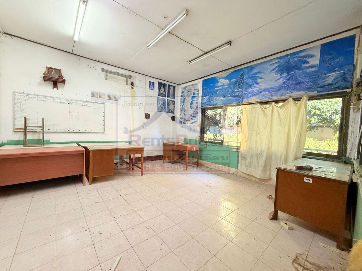 6804-Lao–Thai Gateway Industrial Hub: 10,000sqm Factory with Comprehensive Management & Staff Quarters