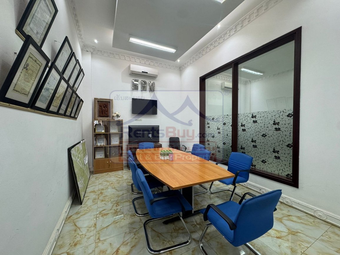 houseandofficeforrent04 6828-Premium Dual-Purpose Property: Strategic Home & Office in Sisattanak Diplomatic Area