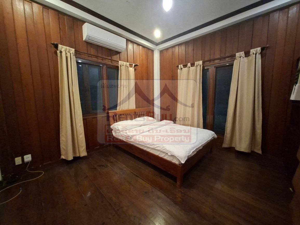 6815-Spacious 3-Bedroom Home in Prime Sisattanak Area – Safe, Quiet & Convenient