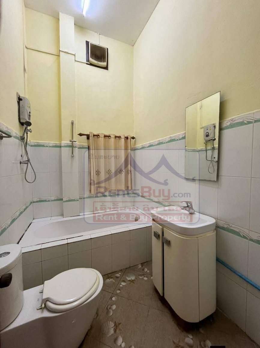 6827-Spacious 5-Bedroom Fully Furnished House for Rent Near National Convention Center