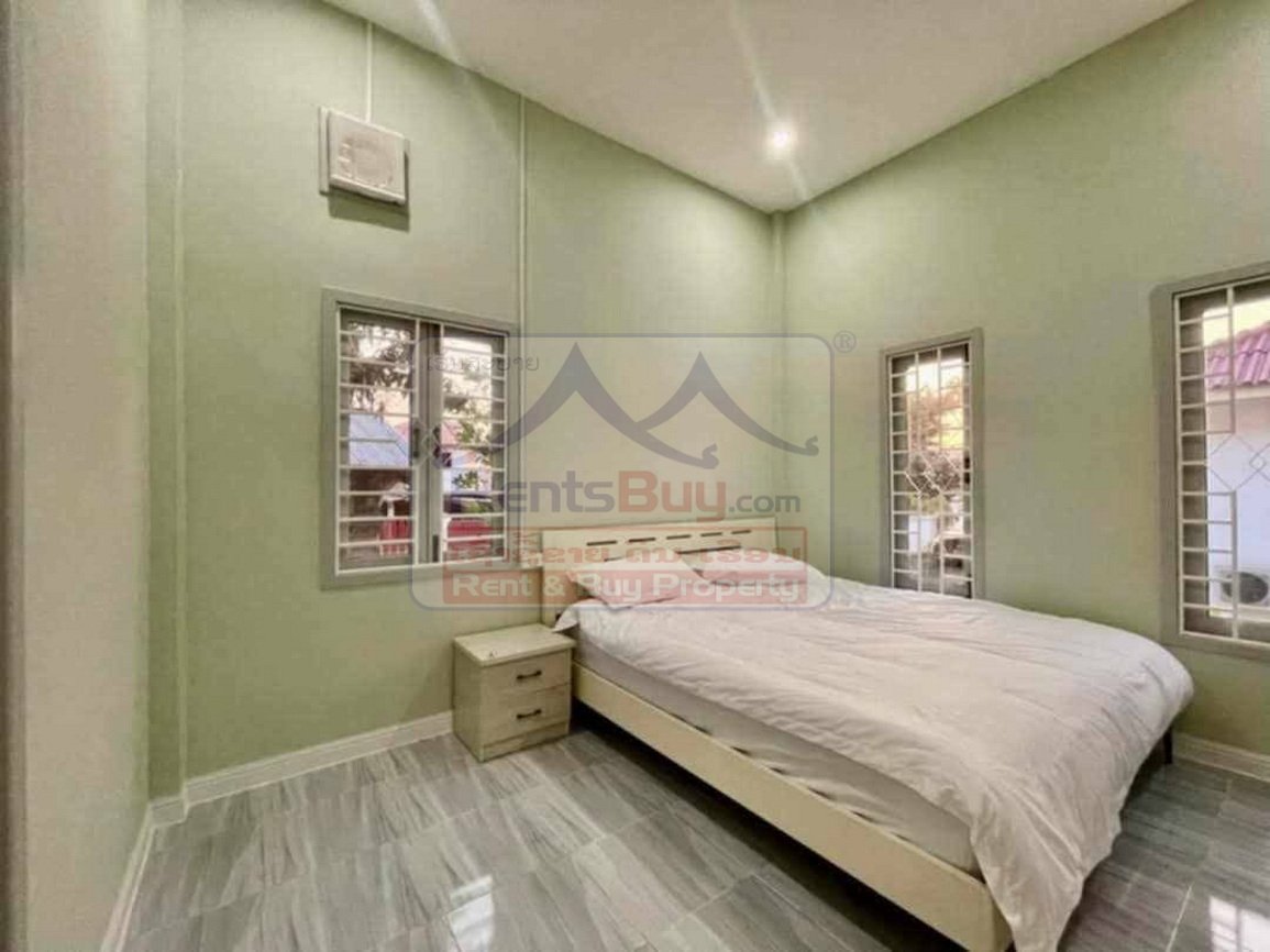 houseforrent03 6806-Elegant 3-Bedroom Fully Furnished Villa in the Heart of Luang Prabang