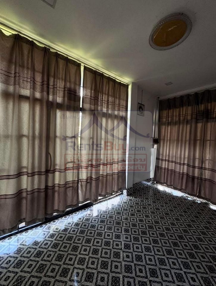 6802-Newly Built Modern 2-Bedroom House in Xaysettha District, Vientiane