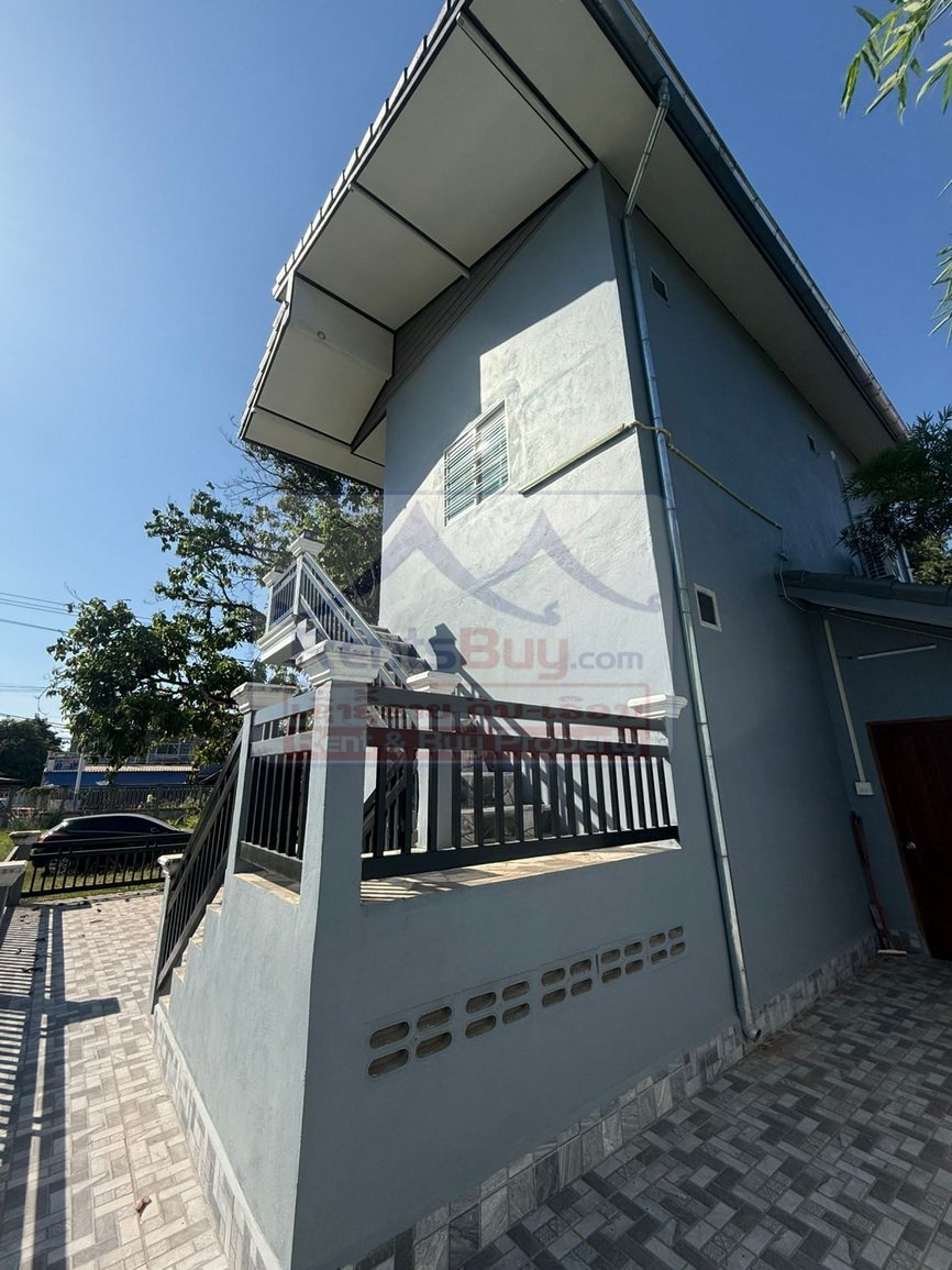 houseforrent11 6811-Modern 2-Storey Residence for Rent Near Lao Country Club