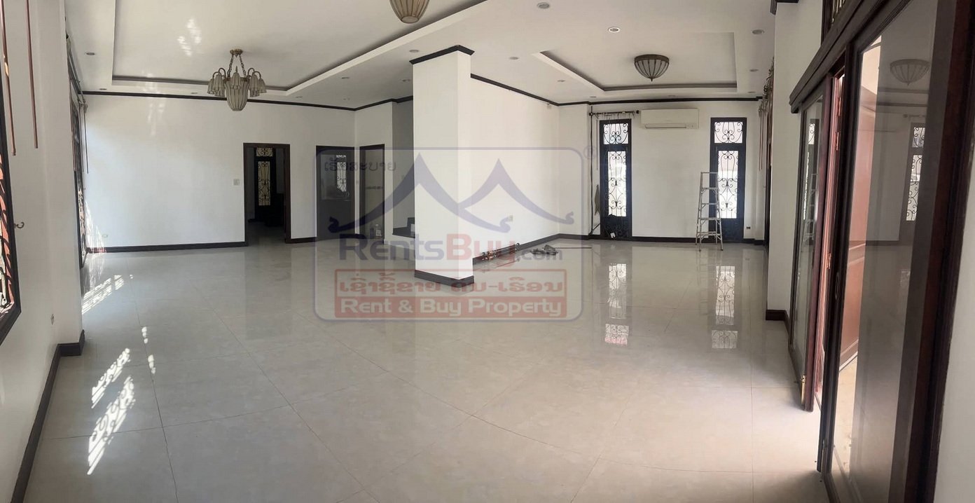 houseforrent12 6826-Fully Furnished 3-Bedroom Home Near BeerLao Factory – Hadxayfong District