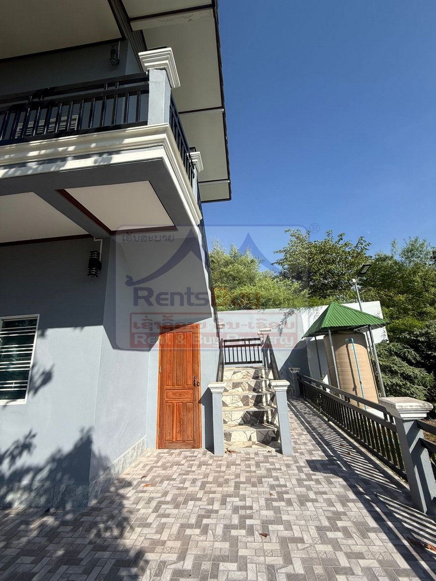 houseforrent14 6811-Modern 2-Storey Residence for Rent Near Lao Country Club