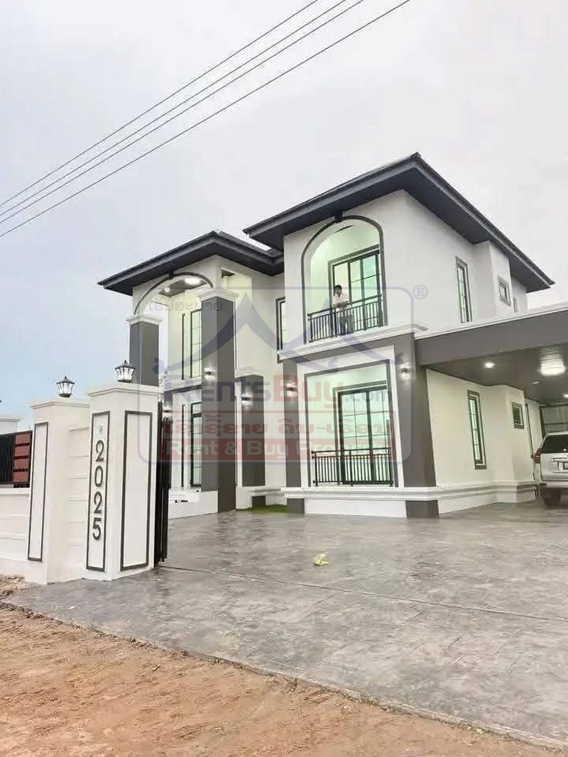 6838-Spacious 2-Storey 4BR Family Home Near Lao–Aussie Market (579 sqm)