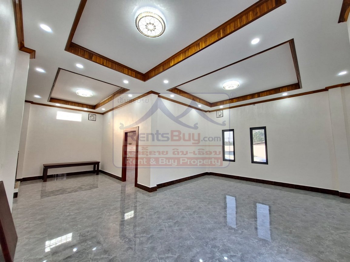 houseforsale02 6824-Spacious Two-Story Family House in Xoknoi: 4 BR / 4 BA on 16m x 22m Plot