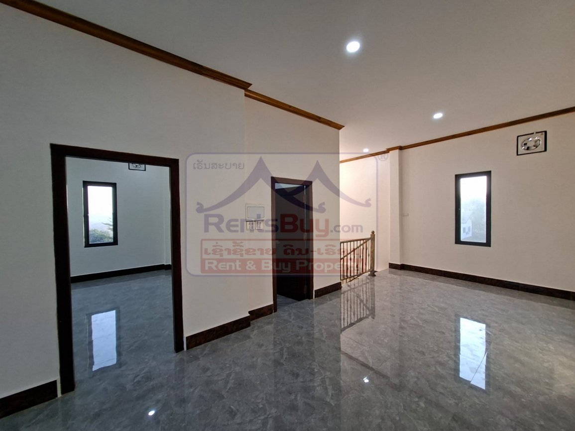 houseforsale06 6824-Spacious Two-Story Family House in Xoknoi: 4 BR / 4 BA on 16m x 22m Plot