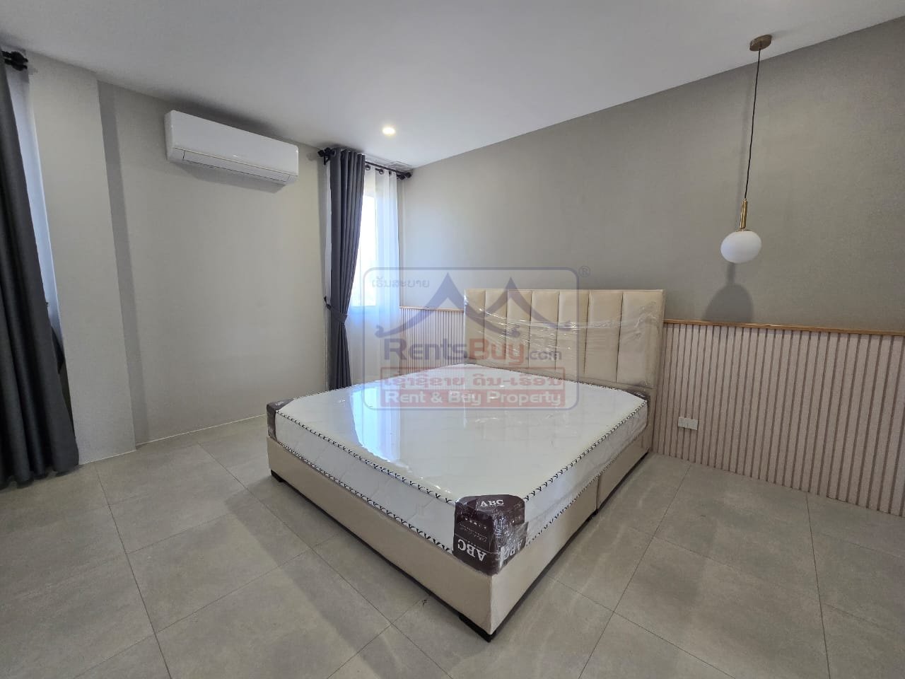 Houseforrent09 6882-Spacious Living Redefined: 5-Bedroom Villa with 7 Bathrooms Near Embassy of China, Vientiane