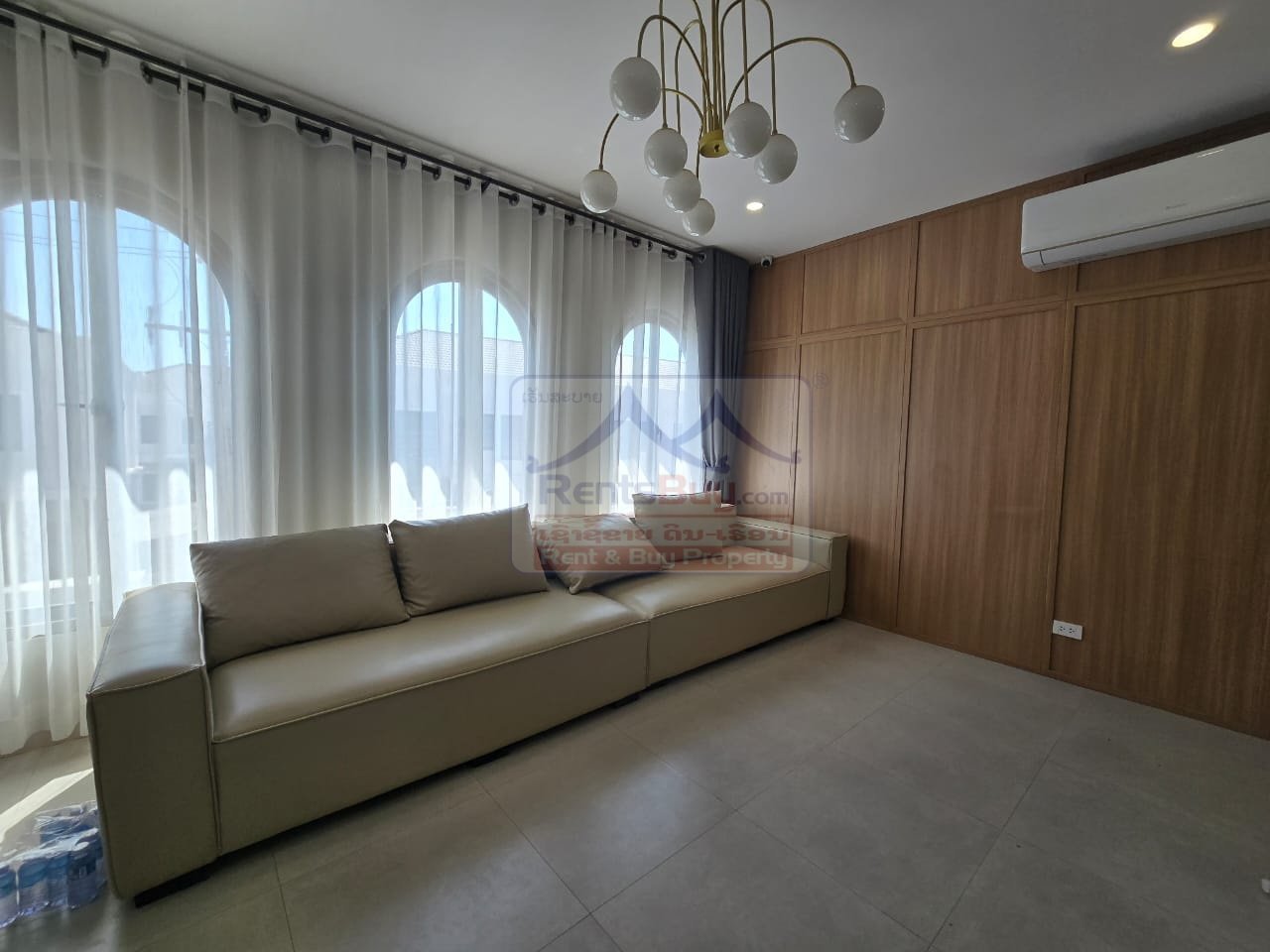 Houseforrent11 6882-Spacious Living Redefined: 5-Bedroom Villa with 7 Bathrooms Near Embassy of China, Vientiane