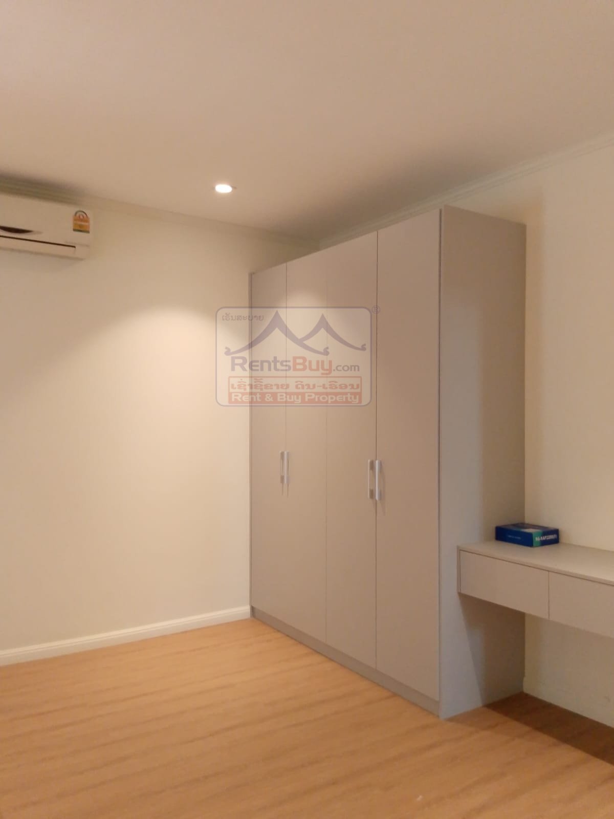 Houseforrent13 6876-Minimalist Arched Villa: Brand-New 3-Bedroom Home near the Embassy of Australia