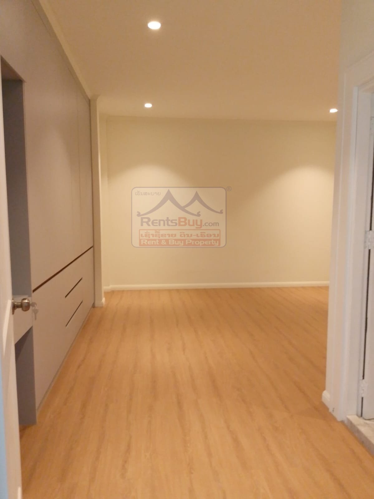 Houseforrent14 6876-Minimalist Arched Villa: Brand-New 3-Bedroom Home near the Embassy of Australia