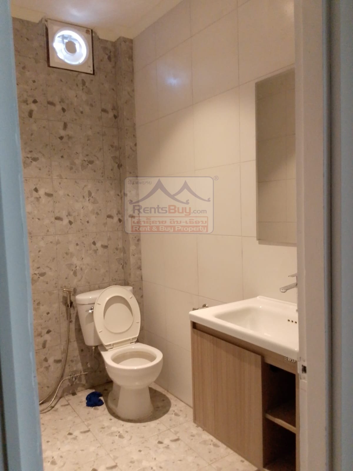 Houseforrent16 6876-Minimalist Arched Villa: Brand-New 3-Bedroom Home near the Embassy of Australia