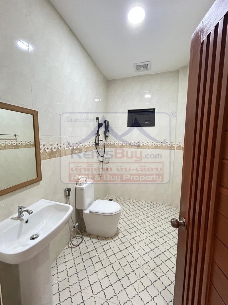 6859-A Refined Urban Sanctuary Near Muong Thanh Luxury Vientiane