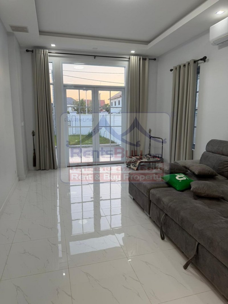 6841-Modern Living Near the Convention Hall: Secure 4-BR Residence with Large Compound