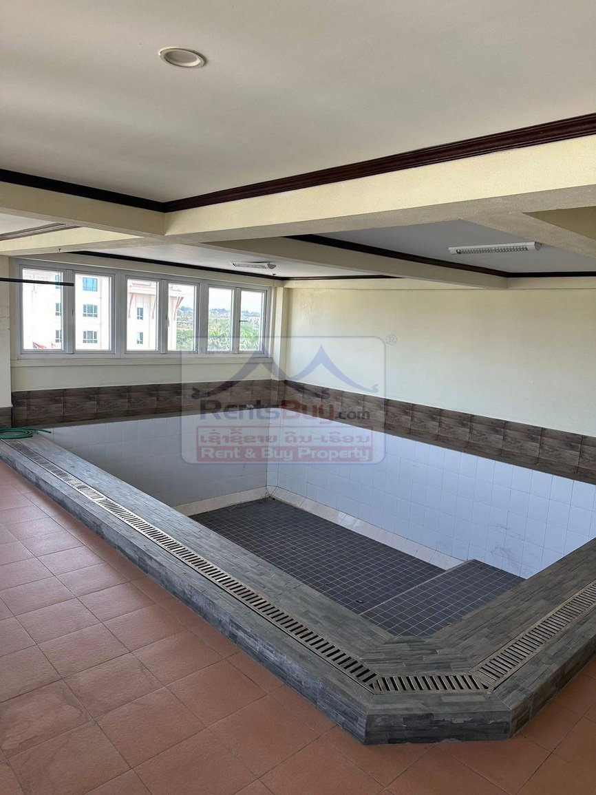 6891-Luxury Shophouse Living: 376-Sqm Modern Residence with Private Spa & Wellness Facilities