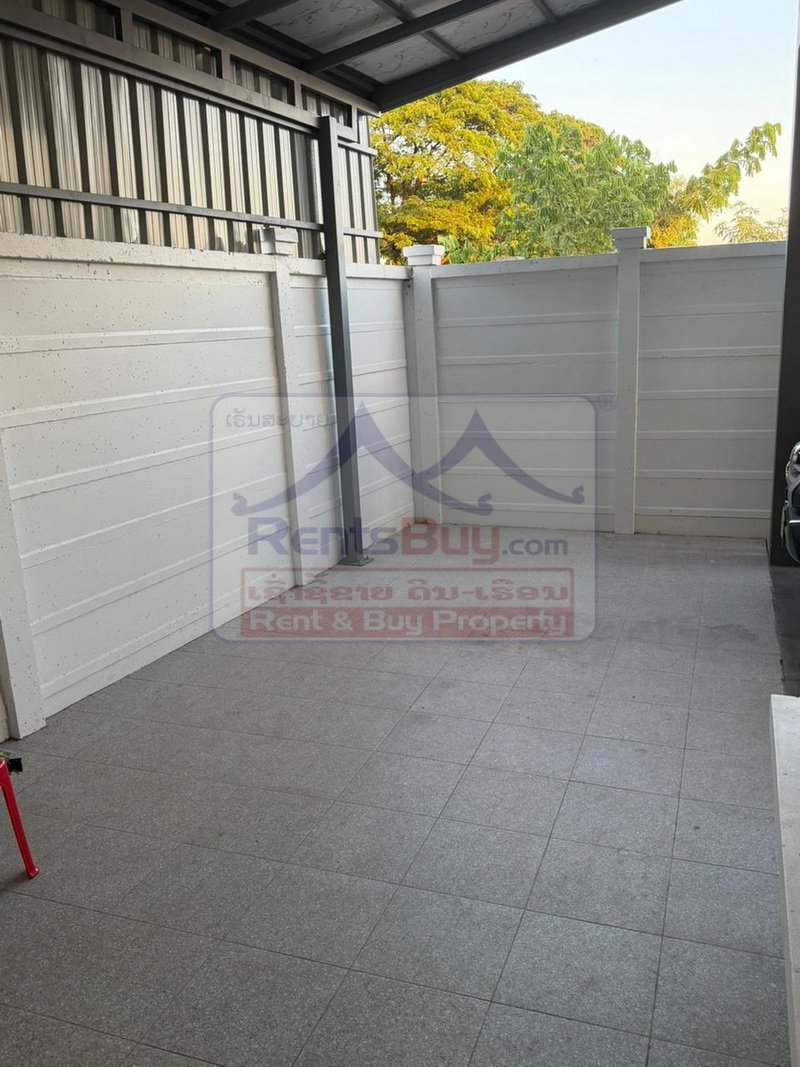 6841-Modern Living Near the Convention Hall: Secure 4-BR Residence with Large Compound