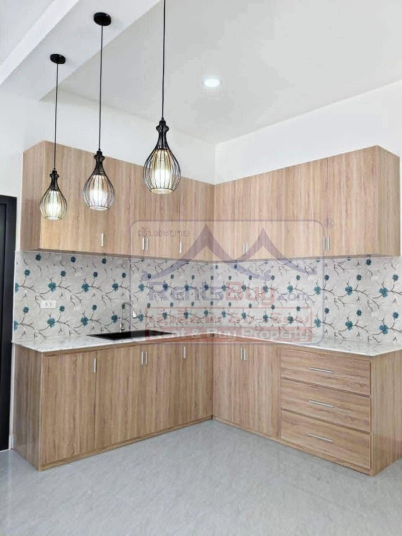 6847-Modern New-Build Villa for Sale in Nonghai: 3BR Family Home with High Investment Potential