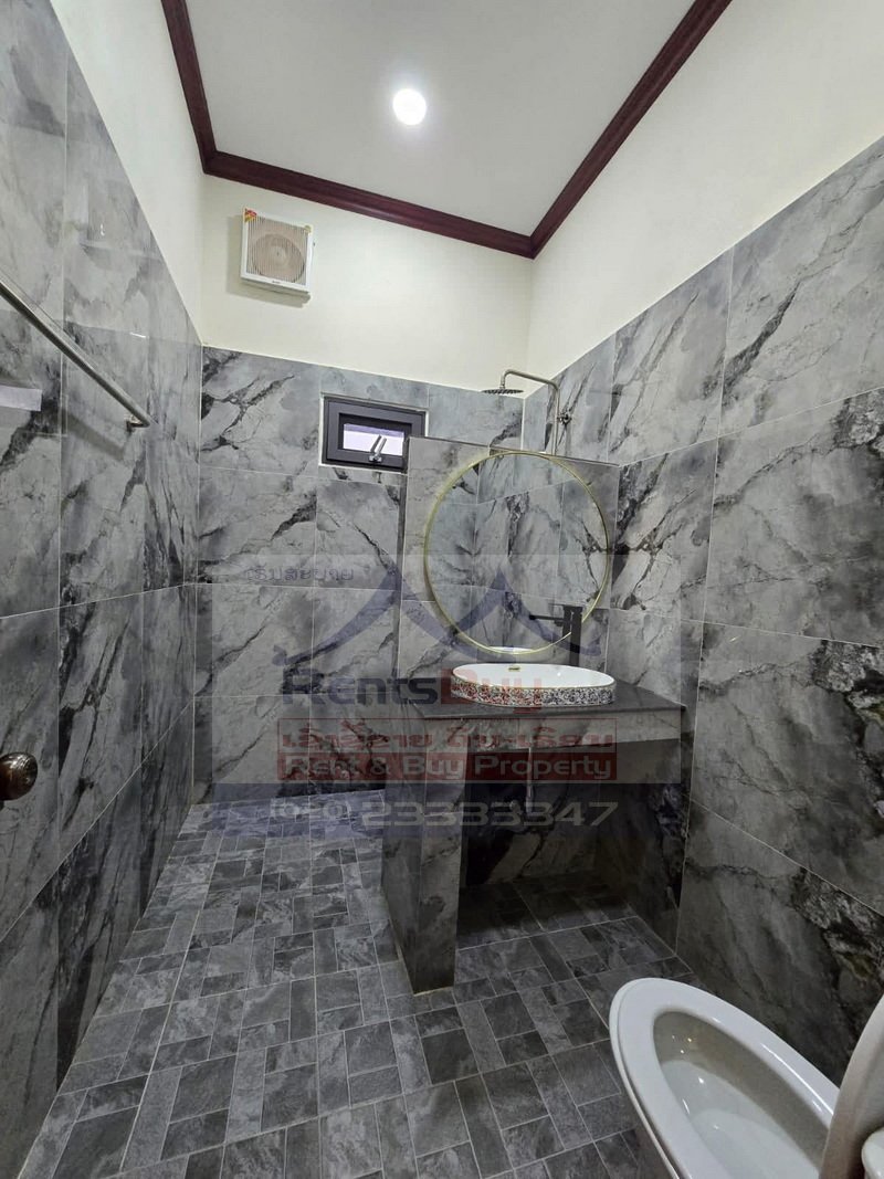 6952-Spacious 4-Bedroom, 5-Bathroom Renovated Villa for Rent with Big Garden | 4 Min to National Convention Center, Vientiane