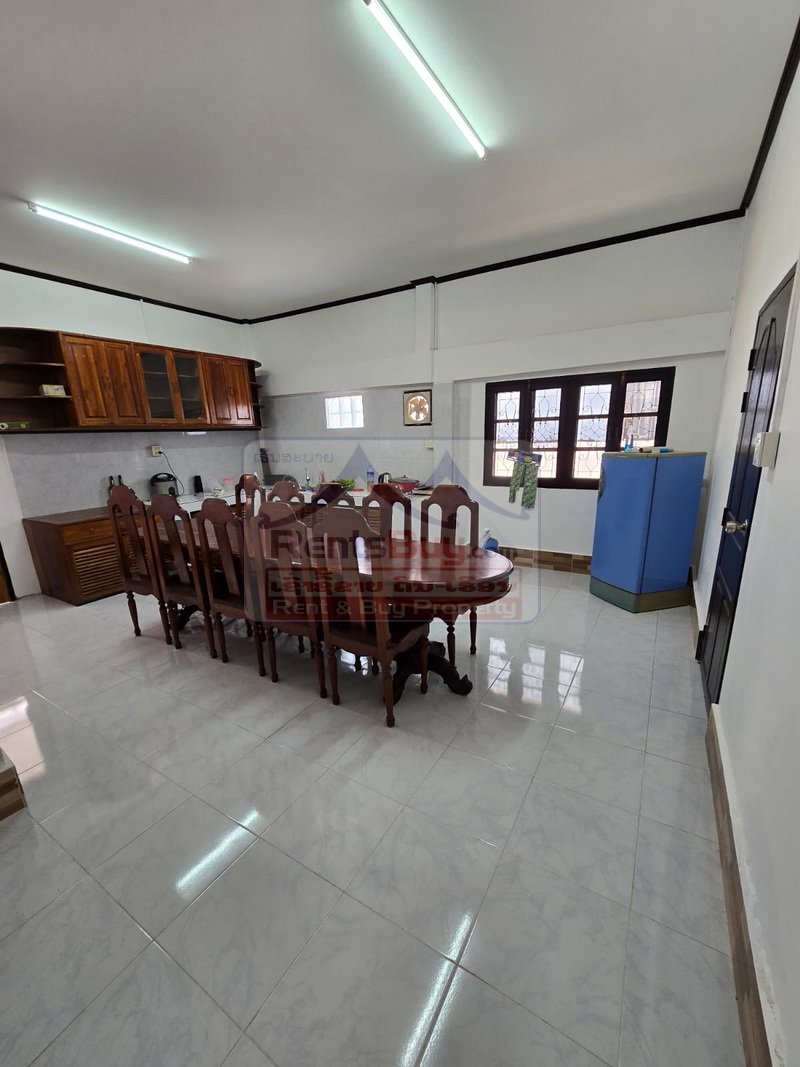 6926-Elegant Family Living in Central Vientiane: Fully Furnished 4-BR Villa for Rent