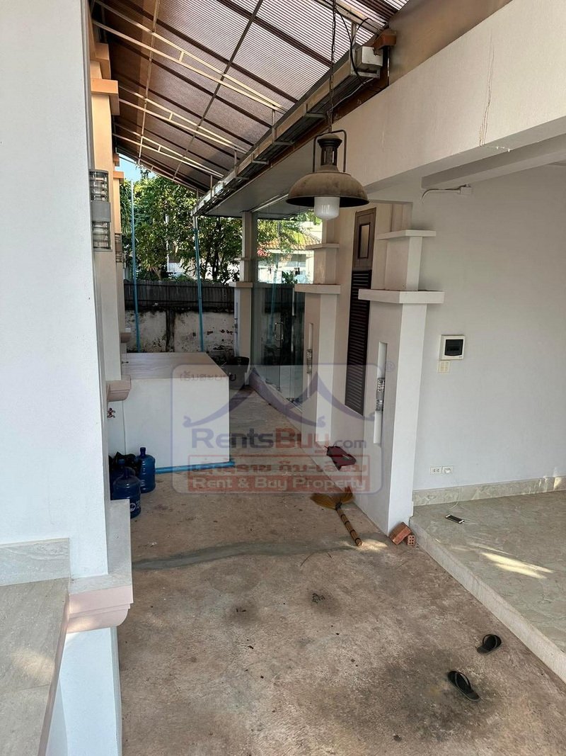 houseforrent02 6925-Spacious 4-Bedroom Luxury Villa for Rent Near ITECC Mall, Xaysetha District