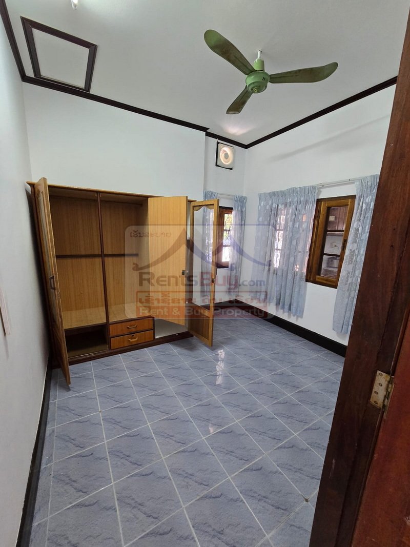 6926-Elegant Family Living in Central Vientiane: Fully Furnished 4-BR Villa for Rent
