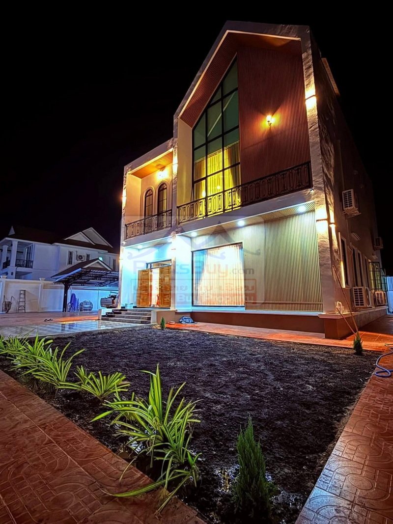 houseforrent02 6947-Luxury Nordic Living: 13 Mins to That Luang Lake | 3BR/5BA & Fully Furnished