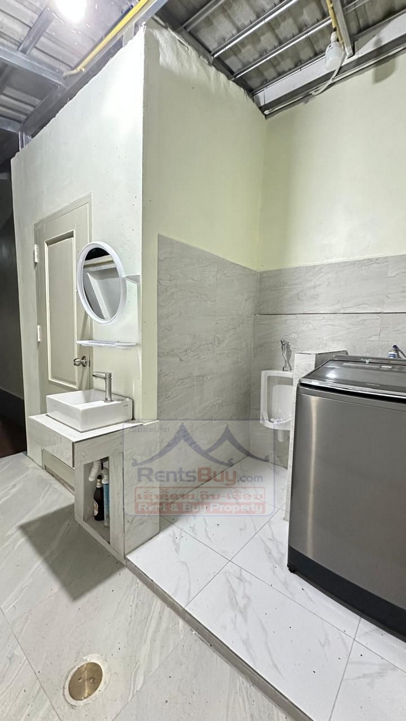 houseforrent04 6913-Brand New Luxury Villa – Sisattanak Diplomatic Zone