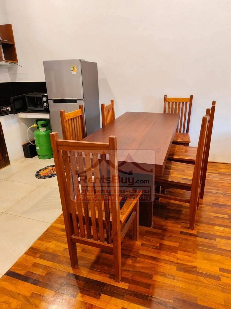 houseforrent04 6923-Charming 2-Bedroom Rental Near Muong Thanh Luxury Hotel | Sisattanak District