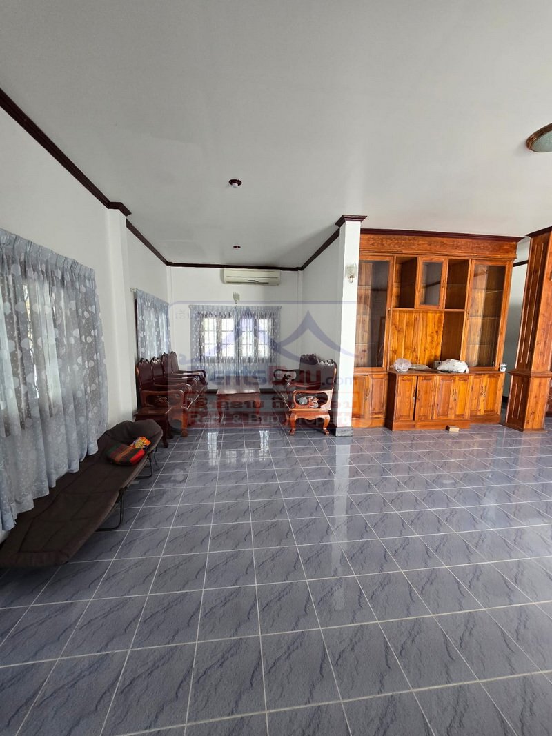 6926-Elegant Family Living in Central Vientiane: Fully Furnished 4-BR Villa for Rent