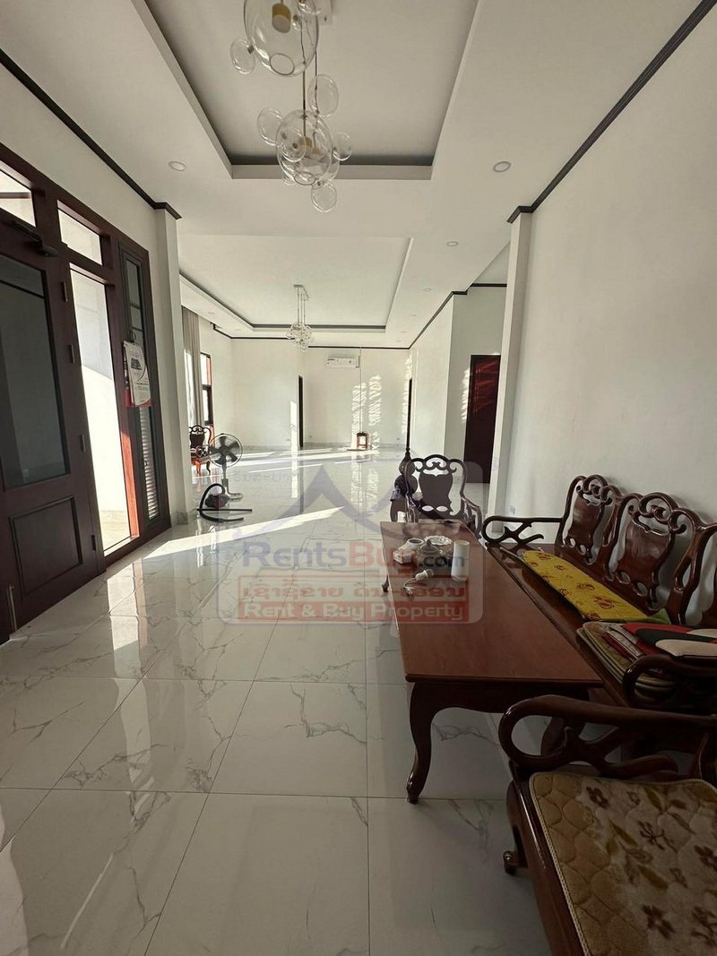 houseforrent05 6925-Spacious 4-Bedroom Luxury Villa for Rent Near ITECC Mall, Xaysetha District