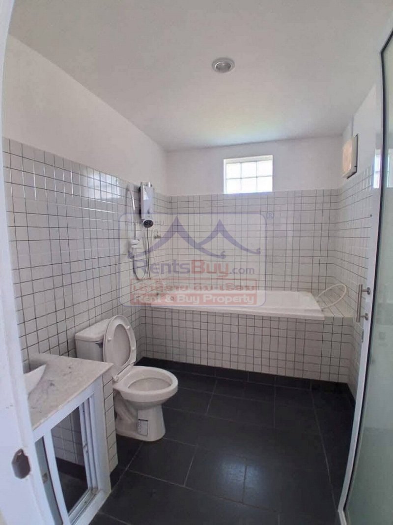 houseforrent05 6945-Spacious Vientiane Rental Home – Family & Expat Friendly with Pool & Garden, Sisattanak area