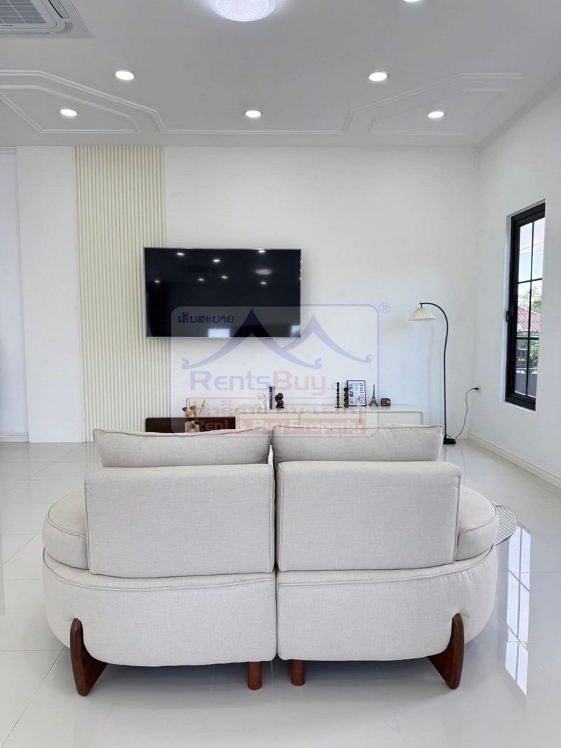 6936-Modern 2-Storey Family Residence Near Setthathirath Hospital