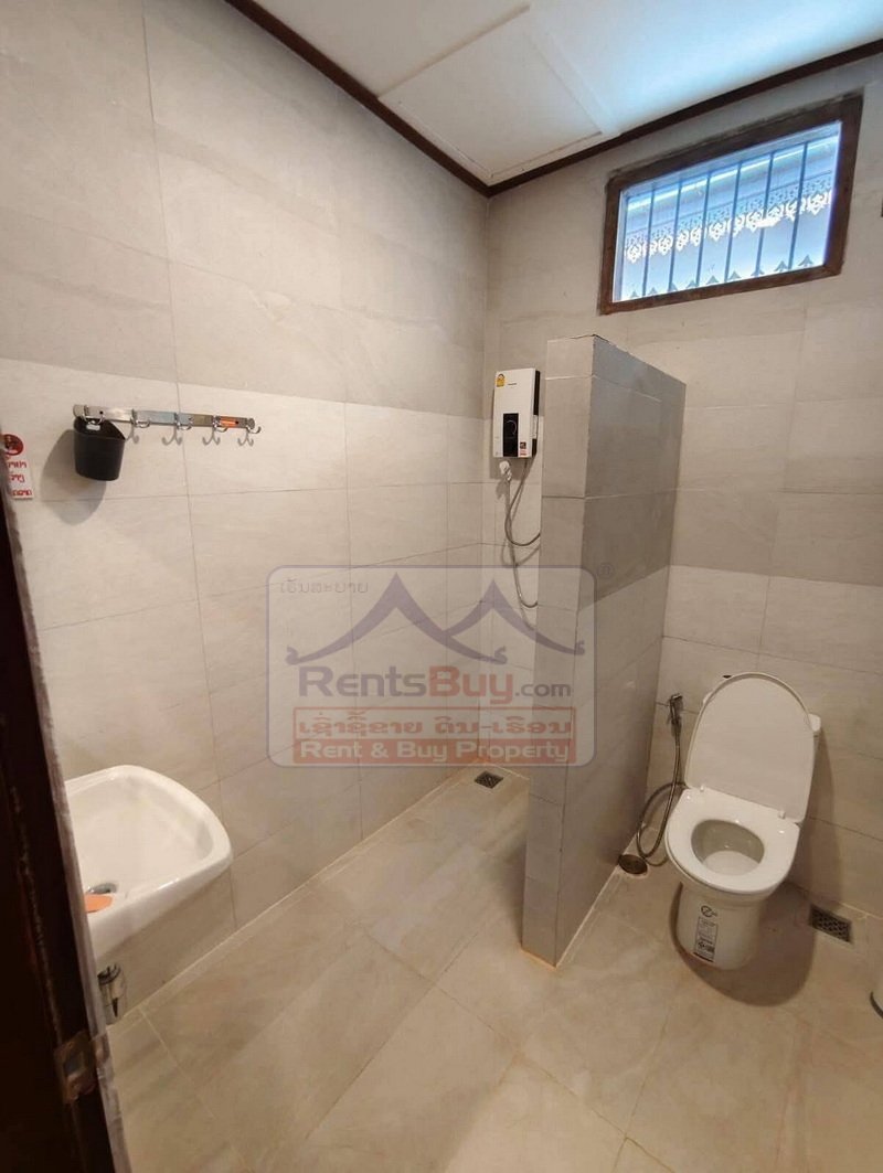 houseforrent07 6923-Charming 2-Bedroom Rental Near Muong Thanh Luxury Hotel | Sisattanak District