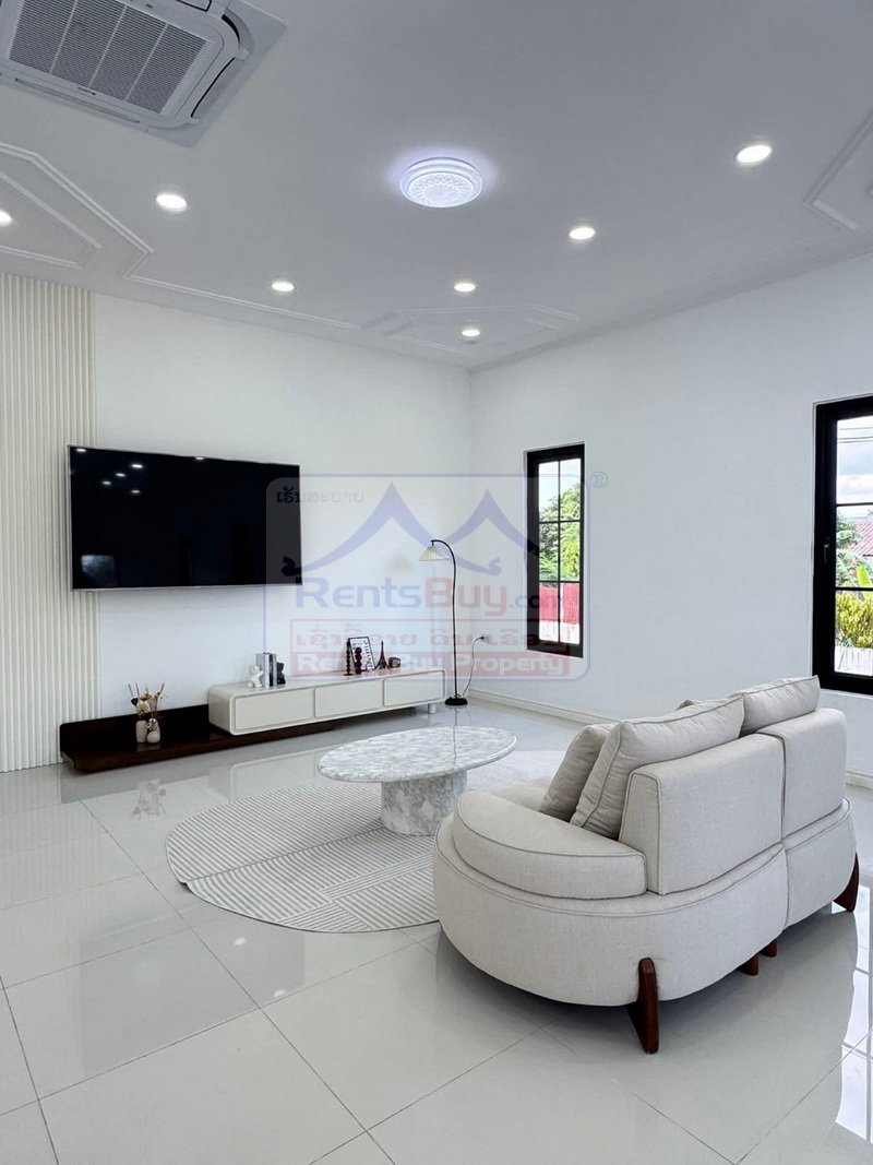 6936-Modern 2-Storey Family Residence Near Setthathirath Hospital
