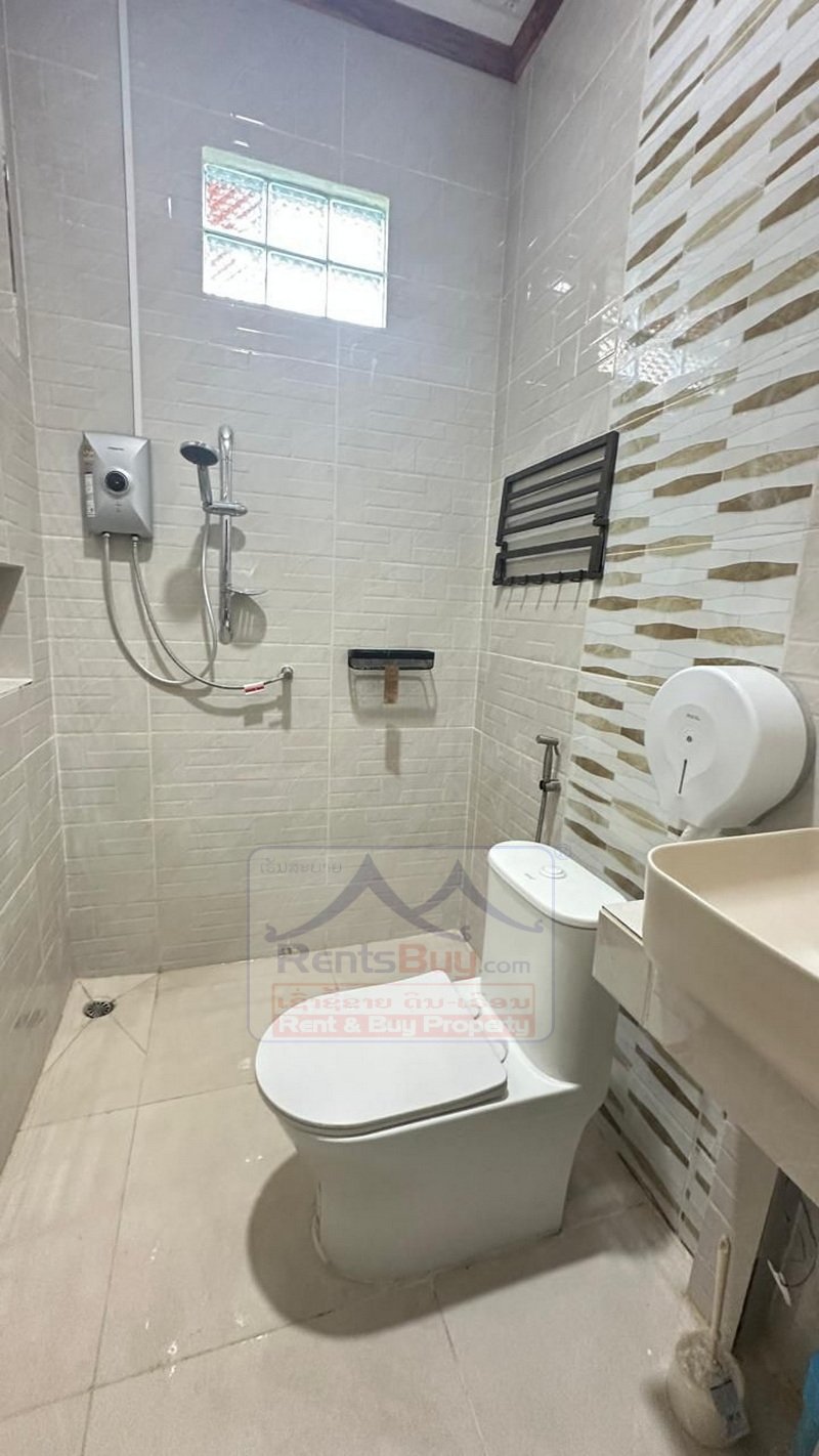 houseforrent09 6913-Brand New Luxury Villa – Sisattanak Diplomatic Zone