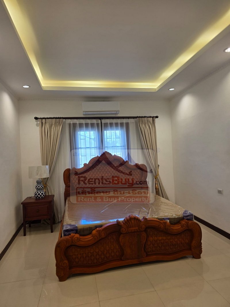 houseforrent09 6904-Expansive Dual-Residence Compound Near Suan Mon Market