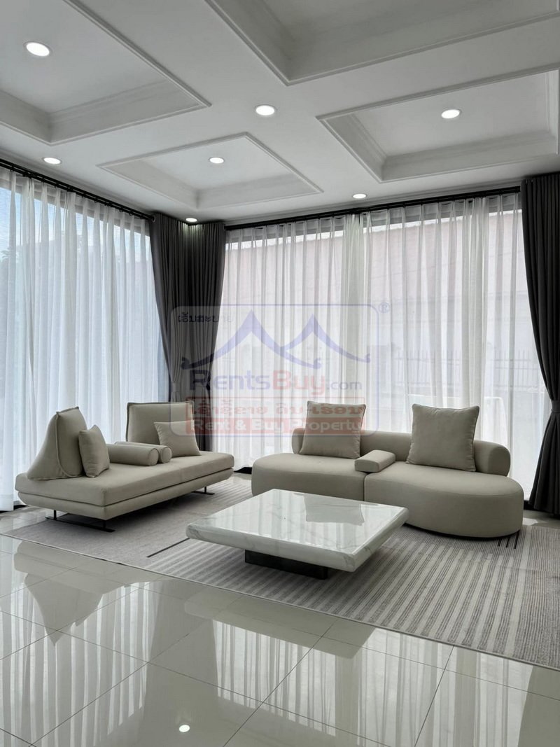 6936-Modern 2-Storey Family Residence Near Setthathirath Hospital