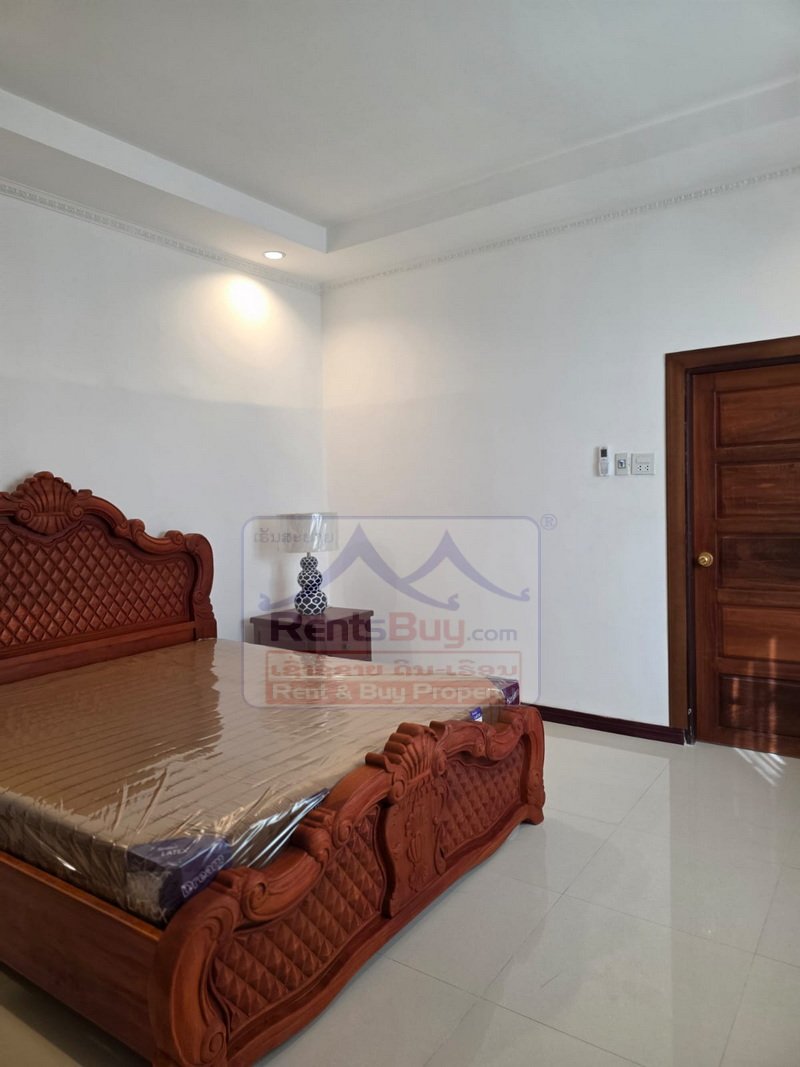 houseforrent10 6904-Expansive Dual-Residence Compound Near Suan Mon Market