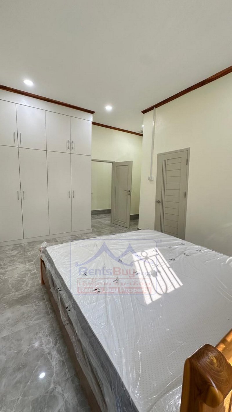 houseforrent12 6913-Brand New Luxury Villa – Sisattanak Diplomatic Zone