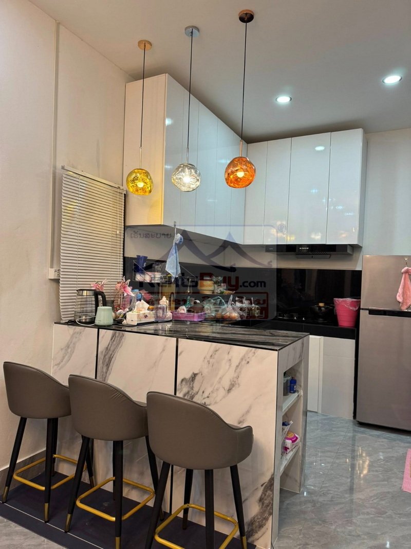 6898-Modern 2-Bedroom Home Near That Luang Lake | Xaysettha District