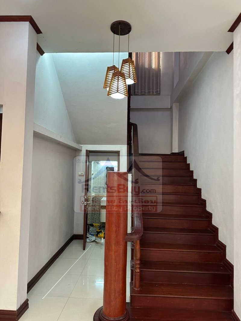 houseforrent08 6810-Stylish Two-Storey Villa: 3BR/3BA Heart of Vientiane Living Near Patuxay & Parkson