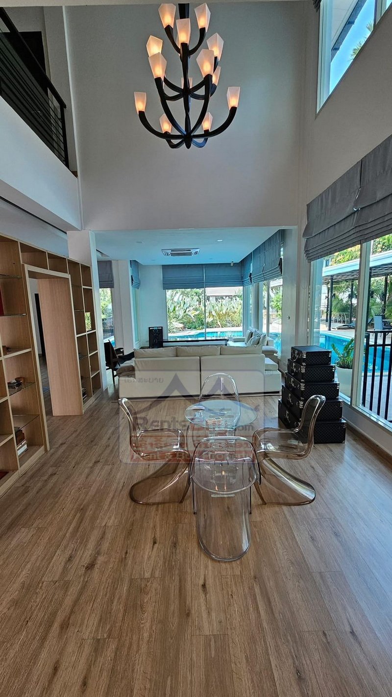 6986-Spacious 600 sqm Modern Villa with Private Swimming Pool: Prime Sisattanak Location for Rent